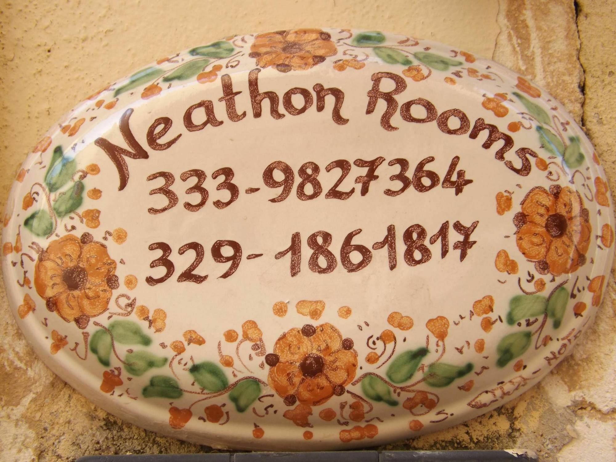 Neathon Rooms Noto Exteriör bild